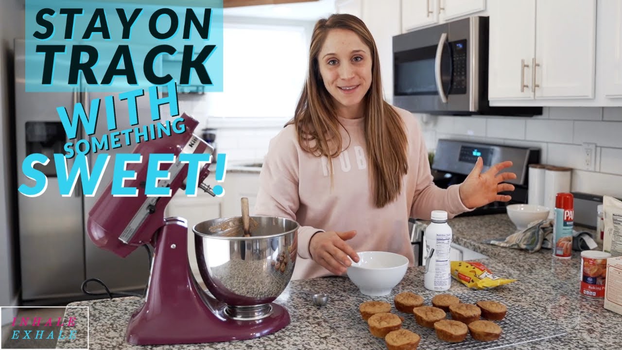 EASY...FAST...HEALTHY BANANA BREAD! DESSERT FOR A CROSSFIT GAMES ATHLETE!