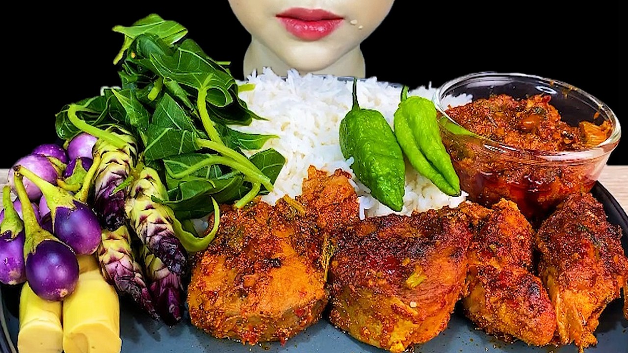 EATING SPICY FISH CURY||FRIED CRAP AND CRAP EGGS CURRY & RICE