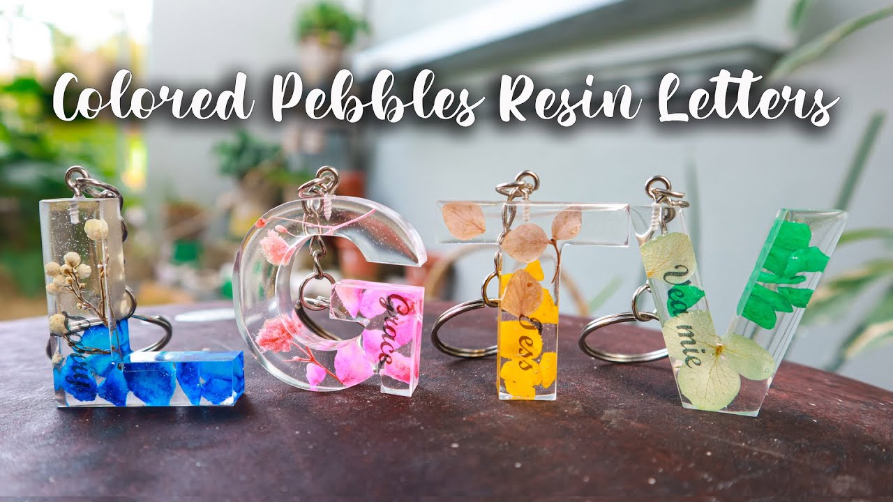 Resin keychain letter | Colored Stone Resin letter keychain tutorial | Epoxy Resin for Beginners