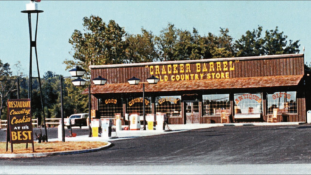 Cracker Barrel Old Country Store — Жизнь в Америке