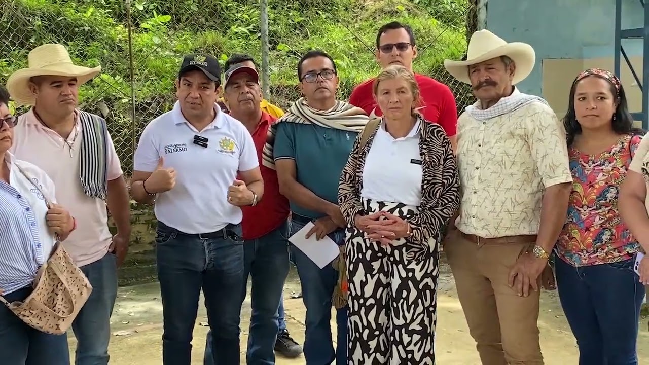 Familias y estudiantes de la región de Nilo concertaron la construcción de Placa Huella