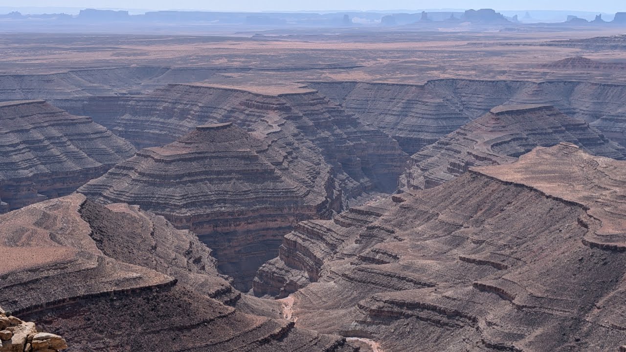 Muley Point East in Utah - Nikon Coolpix P1100