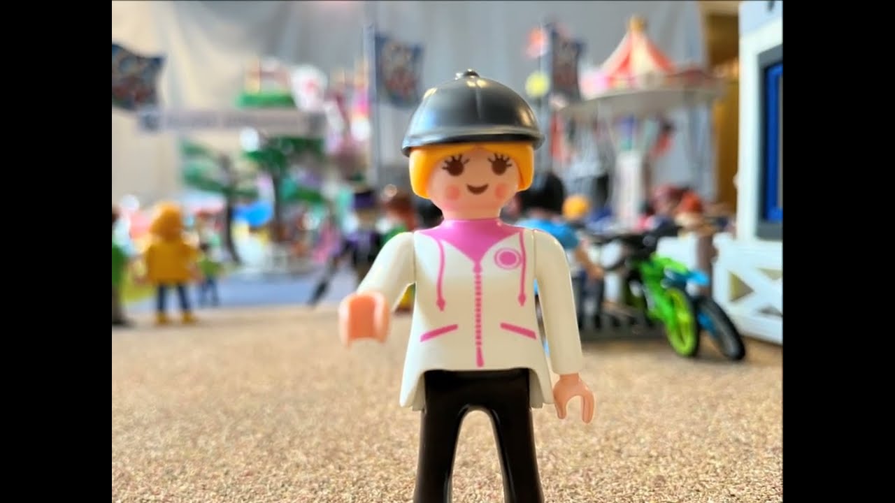 PLAYMOBIL Diorama - Freizeitpark 2022