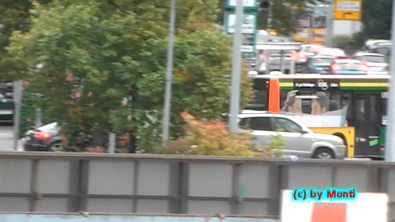 FuStW Polizei Koblenz missbraucht Sondersignal bei/- wegen einer Staudurchfart (HD)