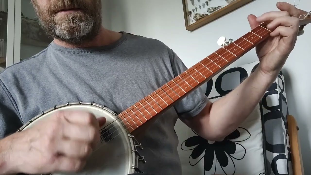 Undone in Sorrow. Clawhammer Banjo - sharing some ideas for the right hand.