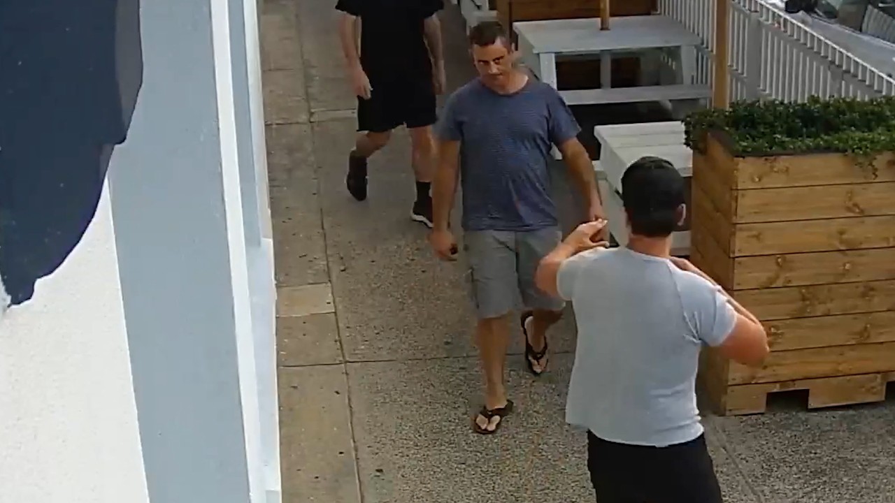 Brutal Street Justice: Violent Thug Learns a Painful Lesson!
