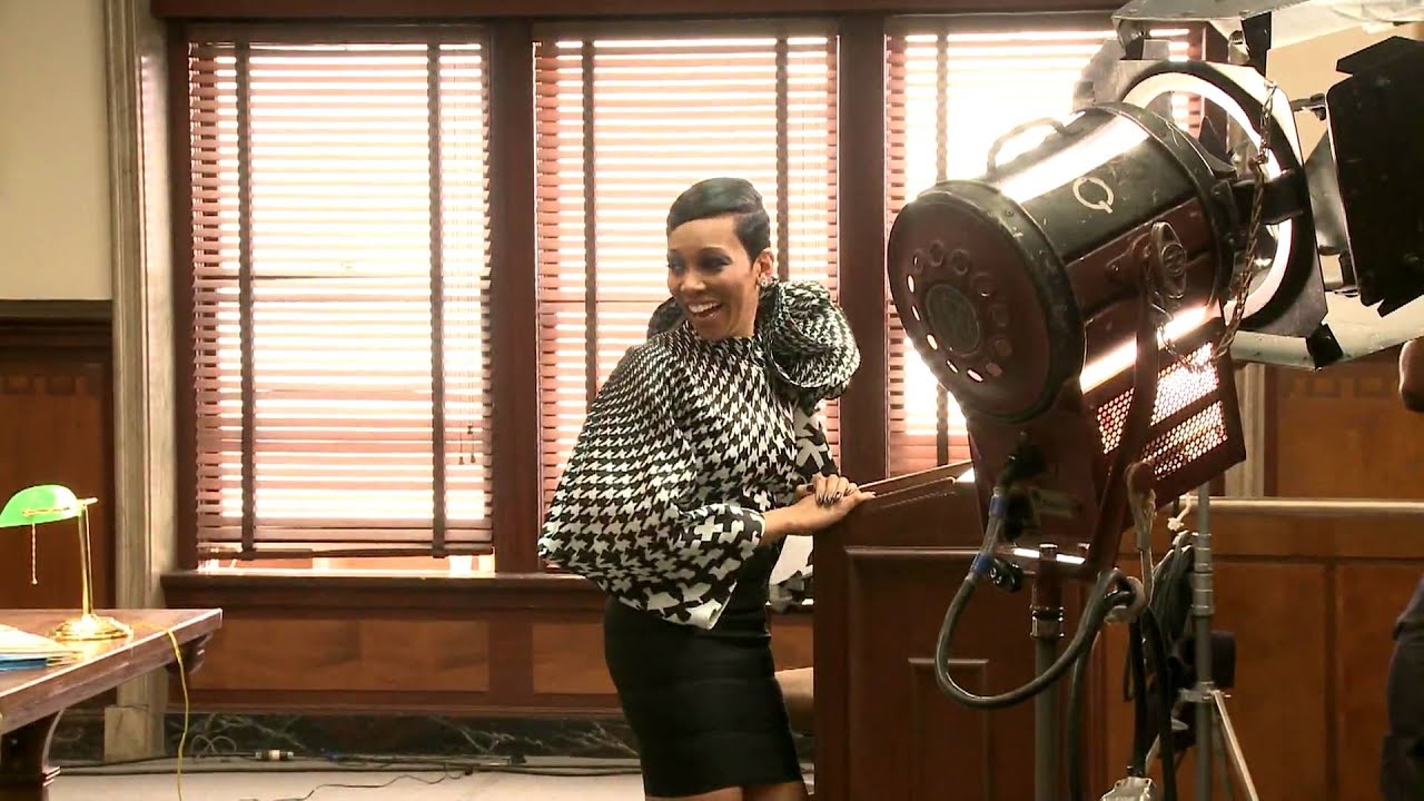 Monica behind the scenes shooting Everything to Me video