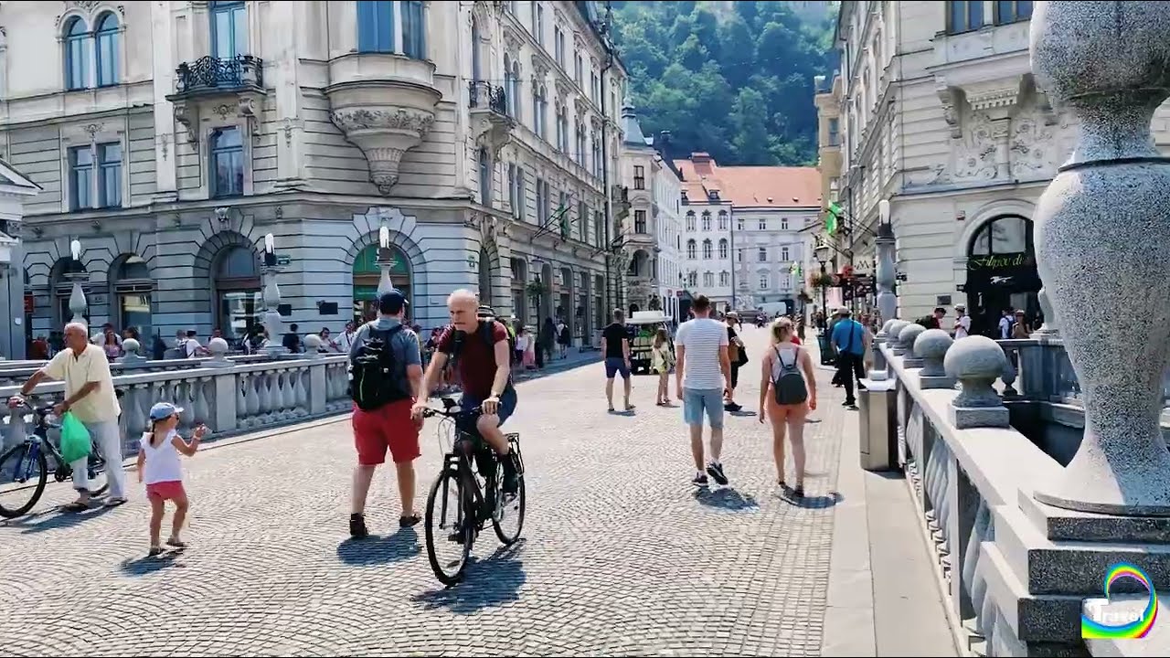 LJUBLJANA, Slovenia Walking Tour: A Scenic Walk in the Old Town