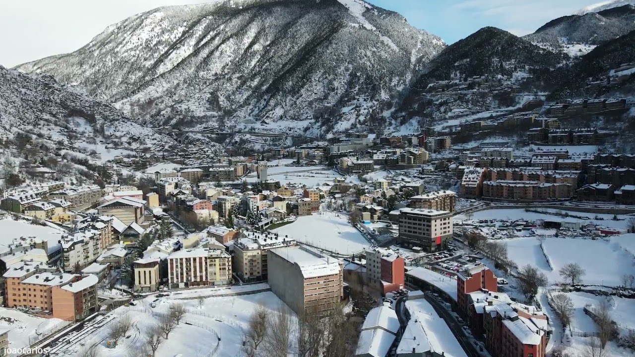 Encamp diferente(andorra)