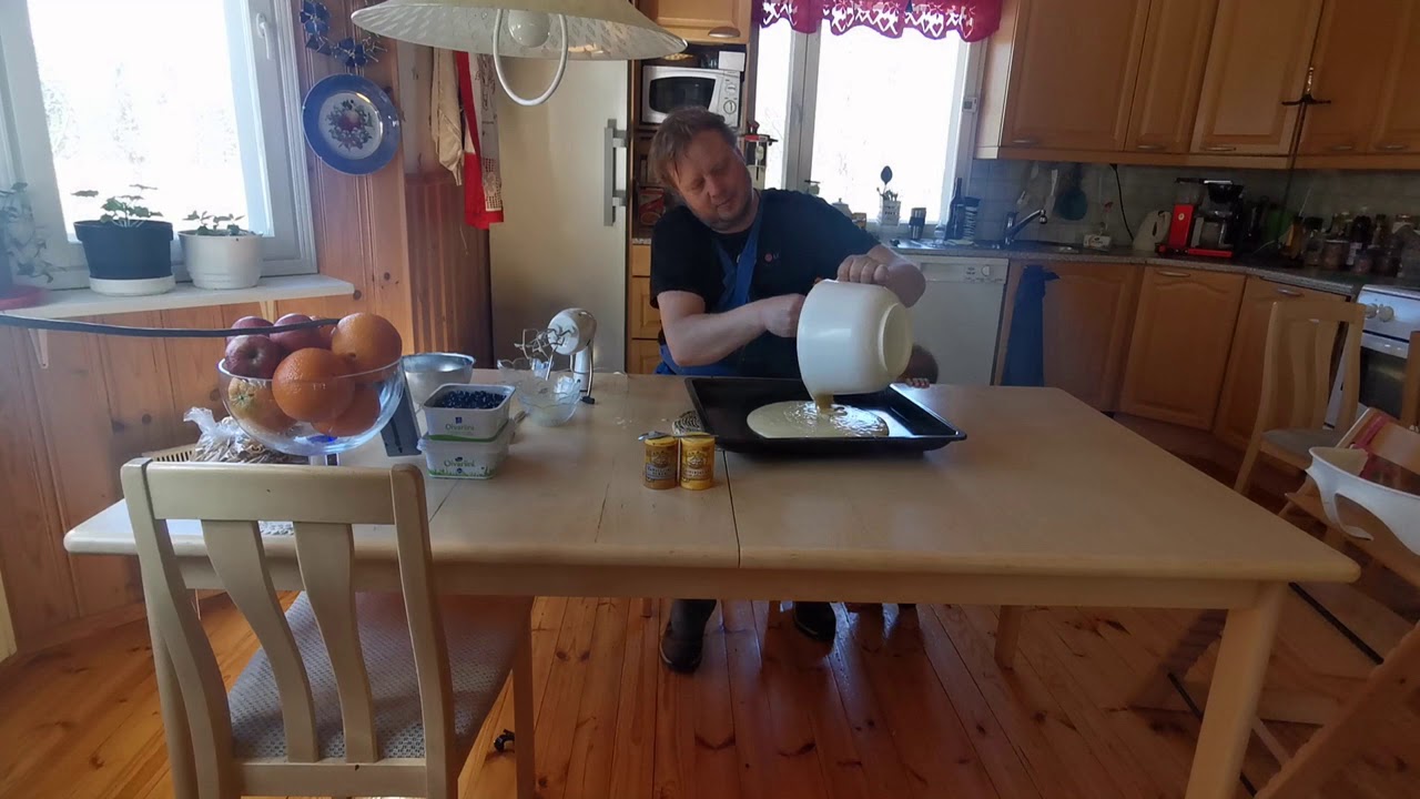 Helppo Mustikkapiirakka :)