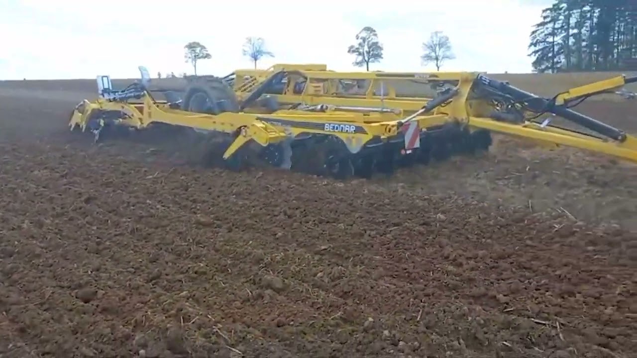 BEDNAR - Cultivateur combiné ACTROS RO 4000