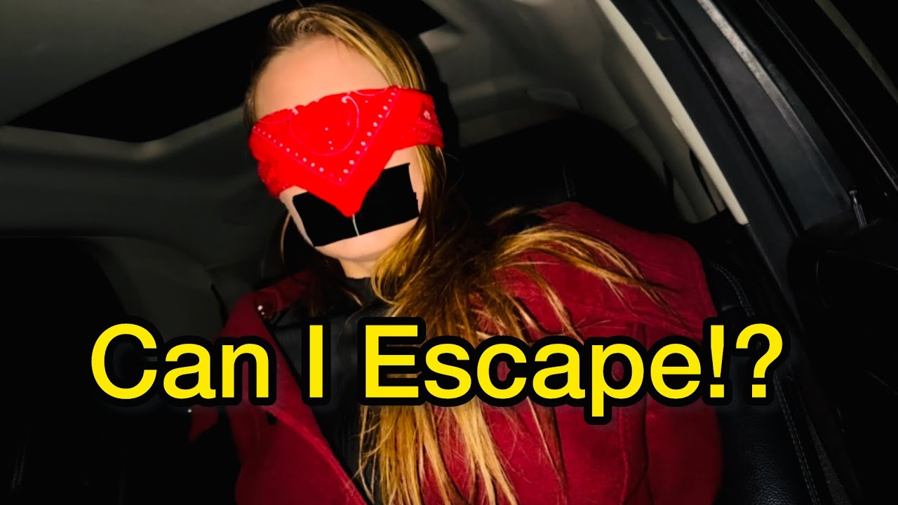 Rough PAINFUL Escape!! Day 11 of the 24 days of Christmas advent Calendar Escapes!!