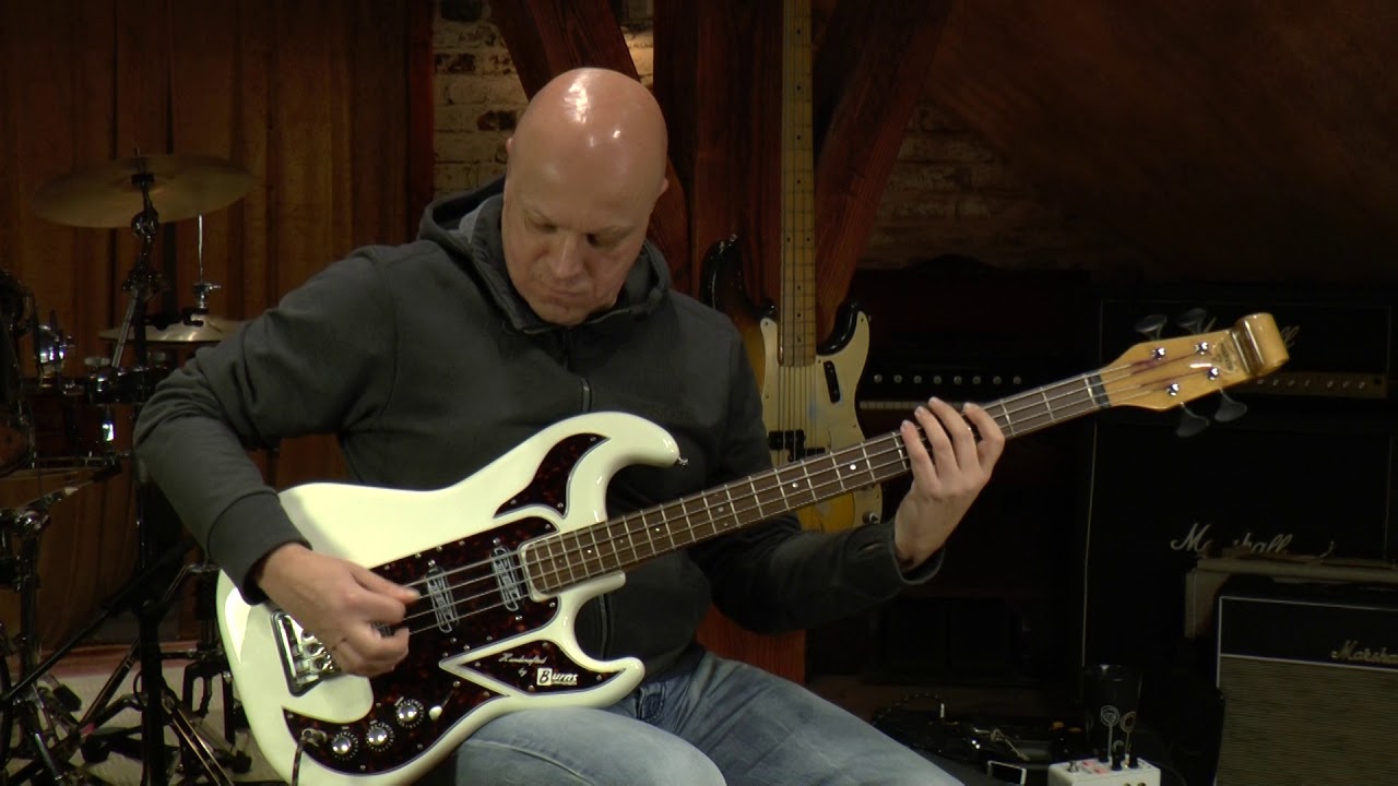 Burns John Rostill Shadows Bass presented by Vintage-Guitar Oldenburg
