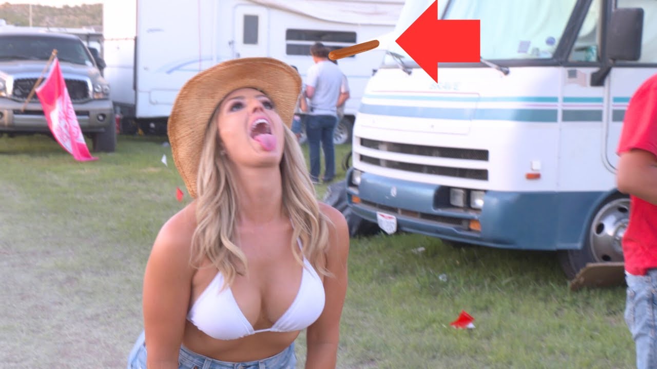 Can anyone win the hot dog challenge at Country Thunder? 😊