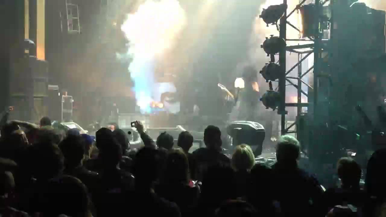 Marilyn Manson abusing Fred Sablan 'Irresponsible Hate Anth