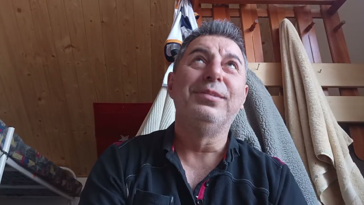 BIRAKIN BU ŞARKI BİR DAHA ÇALSIN 