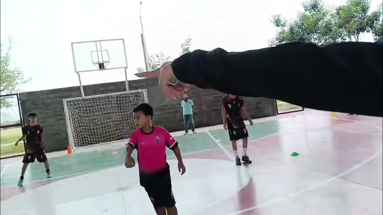 PRACTICAS-DE-FUTBOL-DE-SALÓN- MARCAJE 1-2-1- SALIDAS-MARCA-EN 1/4-INDUCCION-APOYOS 