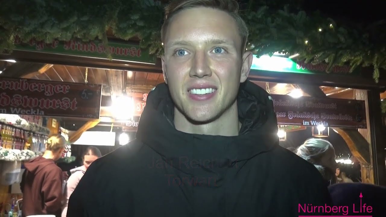 Wenn der Glubb ruft, gibt es kein Durchkommen mehr! 🔴⚫ Mannschaftsgrillen auf dem Christkindlesmarkt