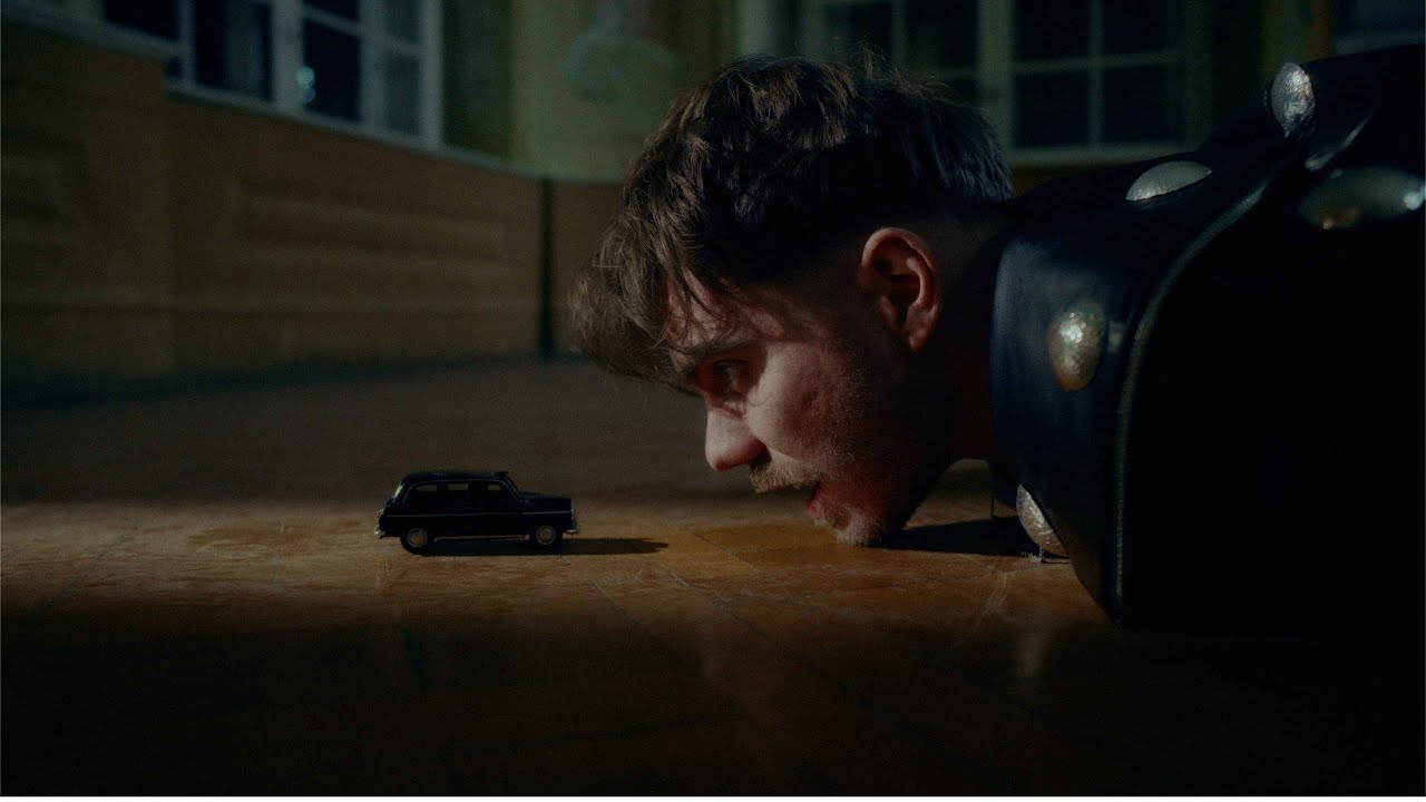 DÁNIELFY - ZSAKLIN