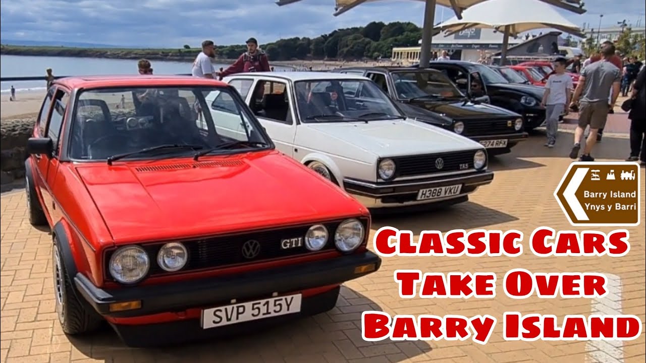 Classic Cars Take Over Barry Island