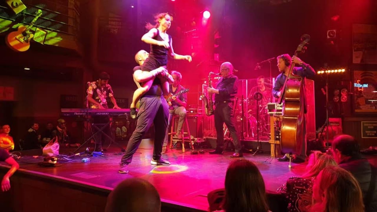 Osmose de danseurs avec Nirek Mokar  depuis le début
