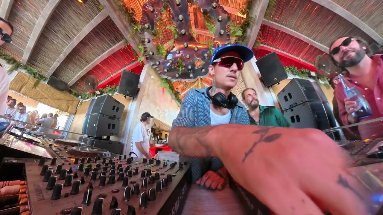 Smooth Chilled Afro House DJ Mix - 1-Hour DJ Set by Chris Wallem - (Playa Padre Marbella)