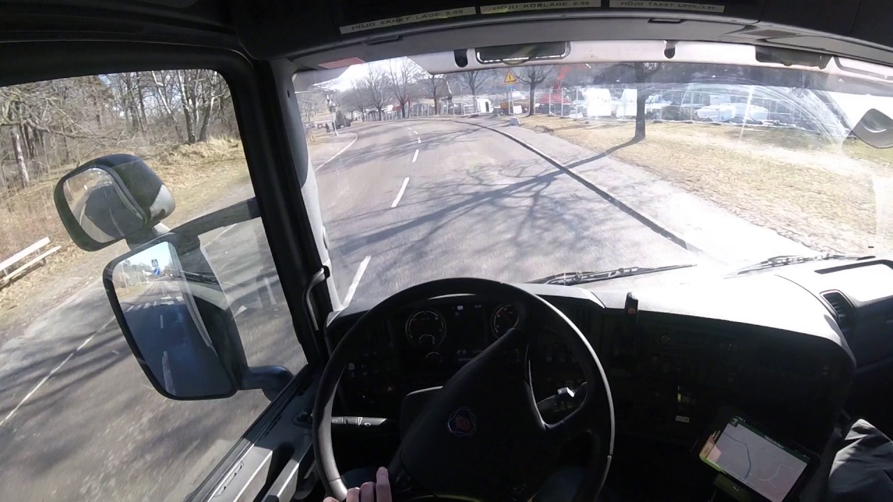 Driving a nice little Scania P series on small roads (POV) Hässelby Strand, Stockholm, Sweden.