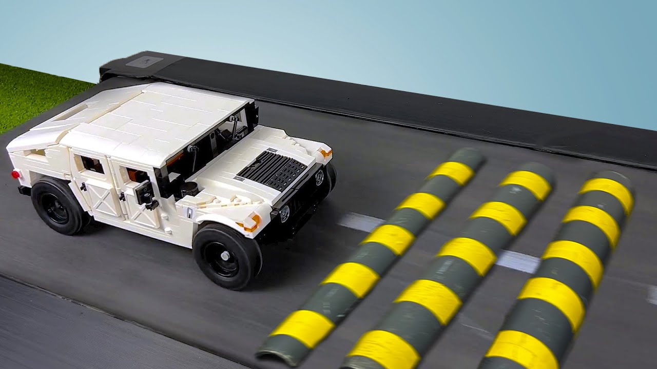 Hummer Humvee VS Massive Speed Bumps / Lego Technic CRASH Test