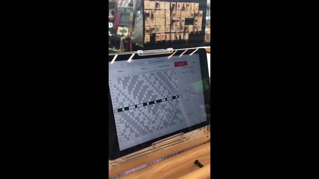 New Lou&euml;t Electronic Dobby 2.0- Megado Weaving Loom