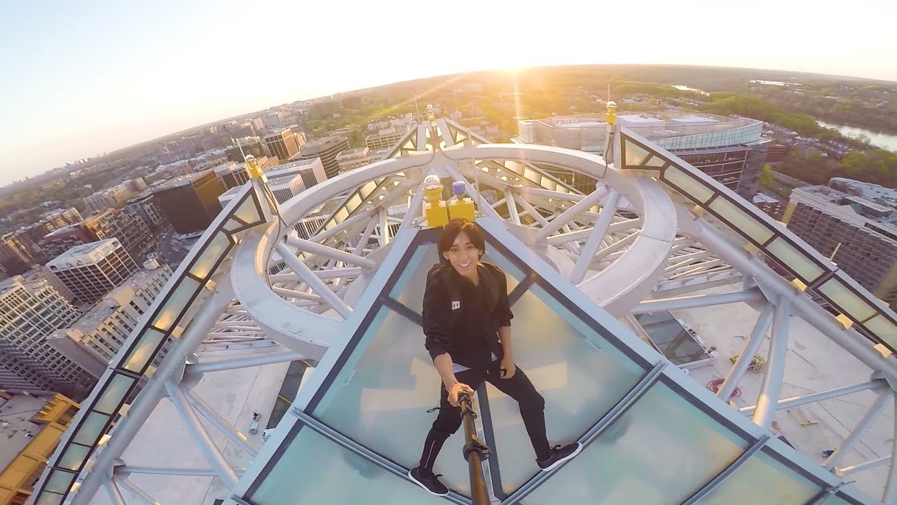 CLIMBING ABOVE THE WHITE HOUSE