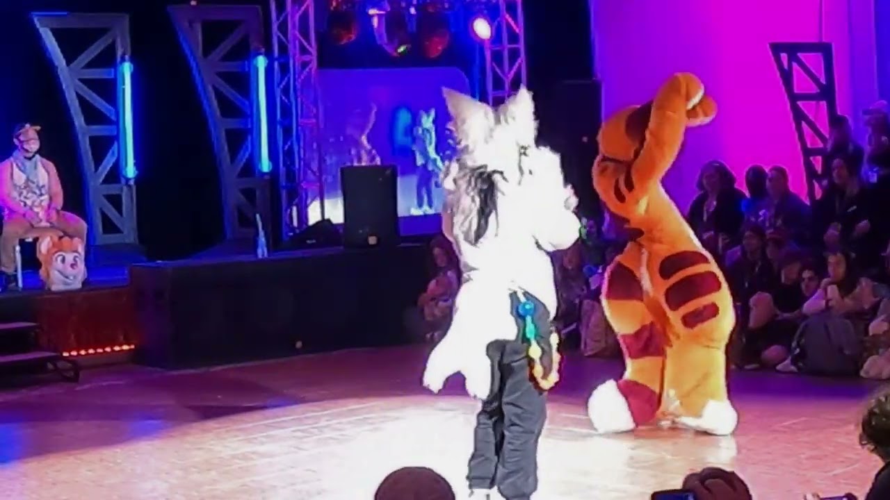 Vancoufur 24 Floor Wars | Tofu vs Kano Kitsune