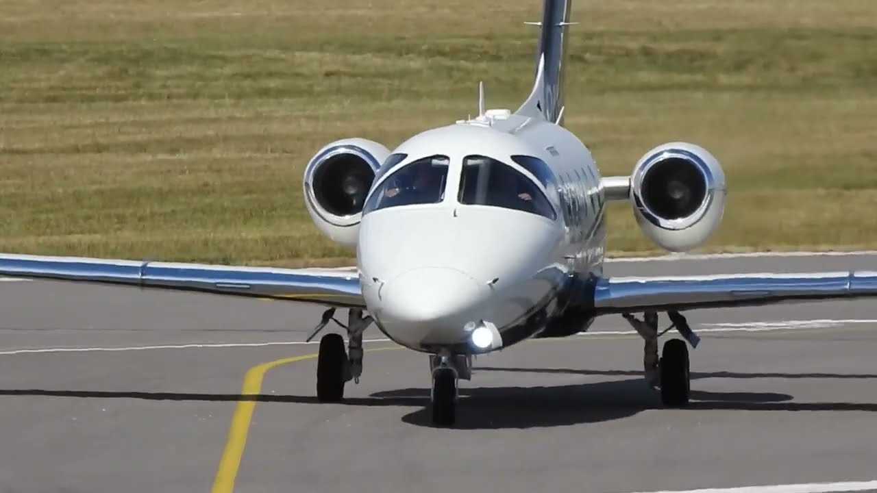 Encore: TimeAir Nextant 400XT (Beechjet 400A) OK-NTD close-up