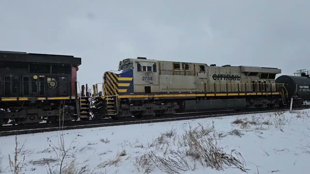 CN A443 2x2 Lashup