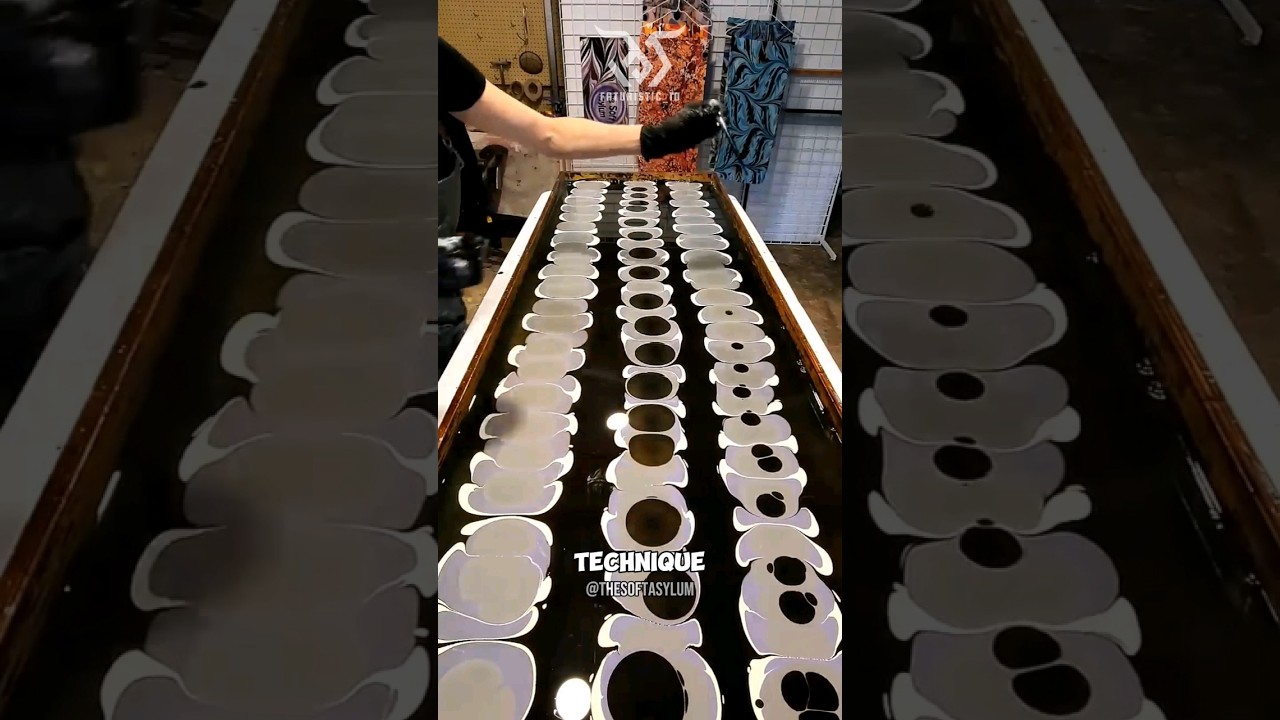 Complicated But Beautiful Motif