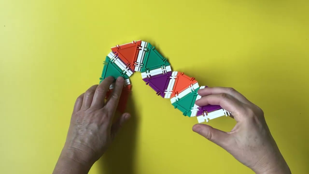 Geometiles Hexaflexagon