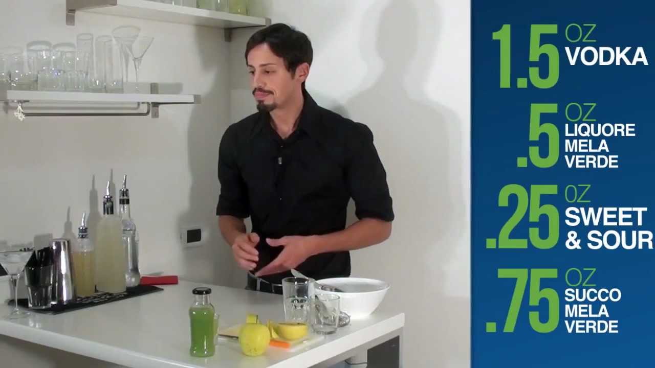 Apple Martini Cocktail Tutorial | Drink Corner