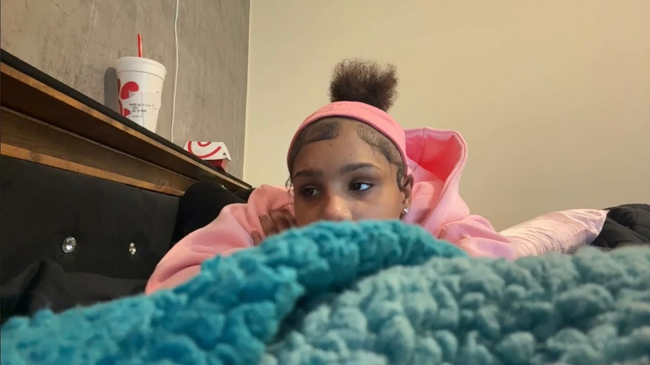 LALA TWITCH STREAM 4/26