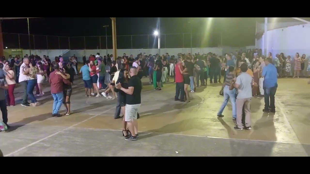 Vamos dança Forro #passossertanejos #Mamonas #roça #vidanaroça #minasgerais #vidareal  #mulherbonita