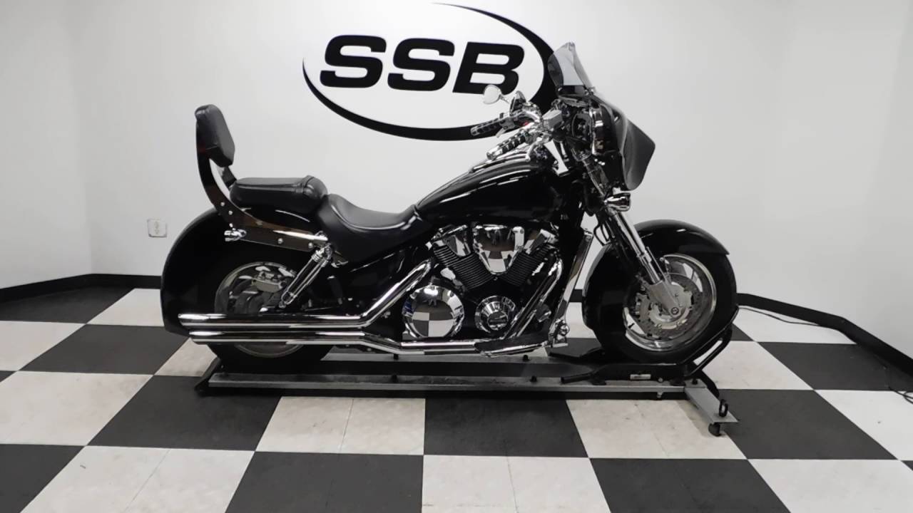 2008 Honda VTX1800N with custom art– used motorcycles  for sale– Eden Prairie, MN