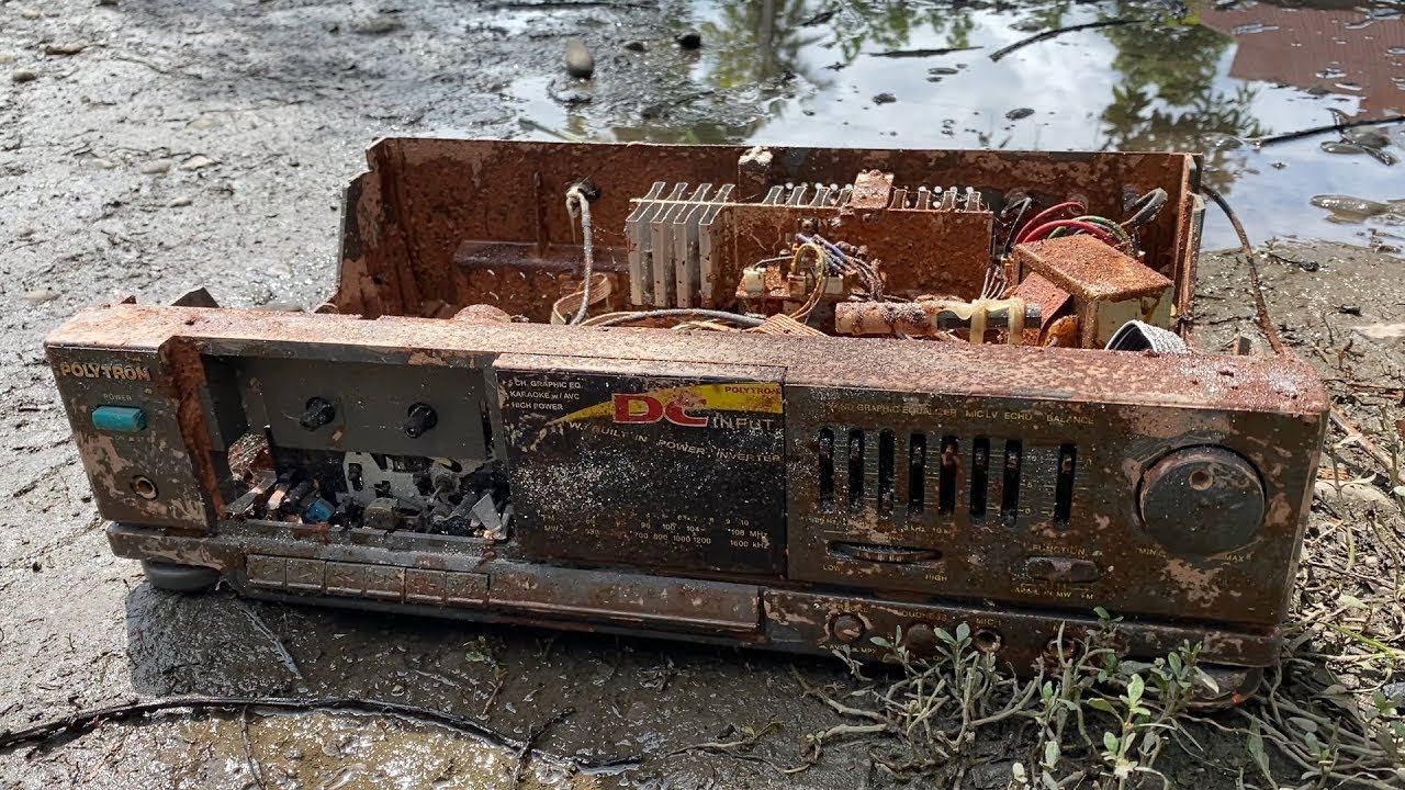 Amazing! I found old electronics that were already rusty and I tried to restore them.