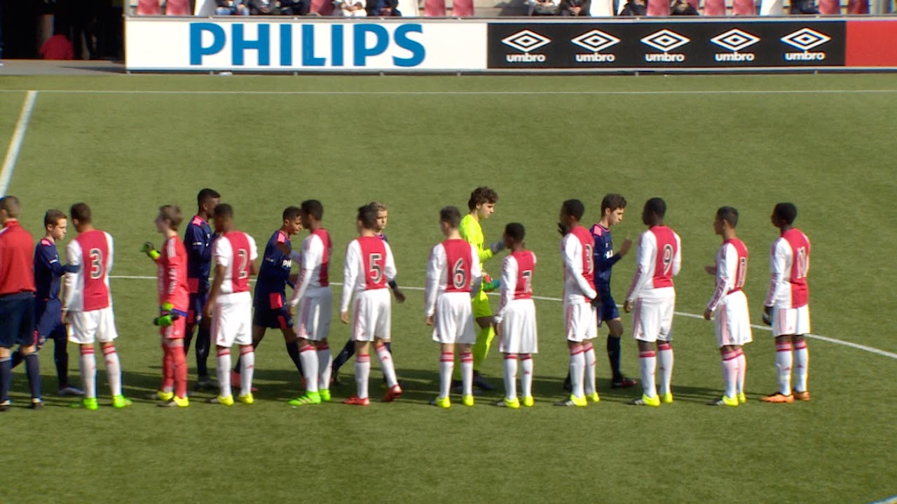 12-3-2016: PSV O15 - Ajax O15