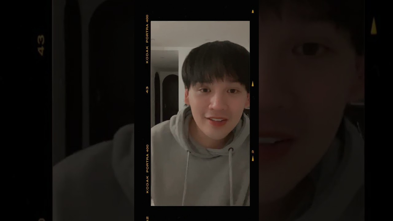 Nửa đêm ca sĩ Nguyễn Trần Trung Quân thao thức ko ngủ được, livestream tâm sự hát tặng fans