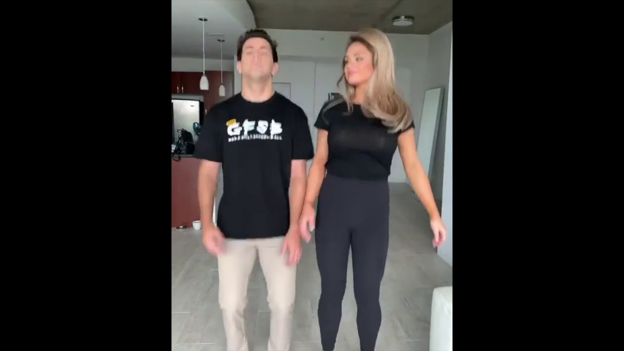 Couple change in VSCO couple