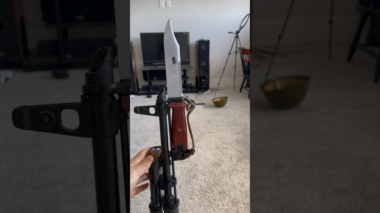 Attaching AK Bayonet #shorts