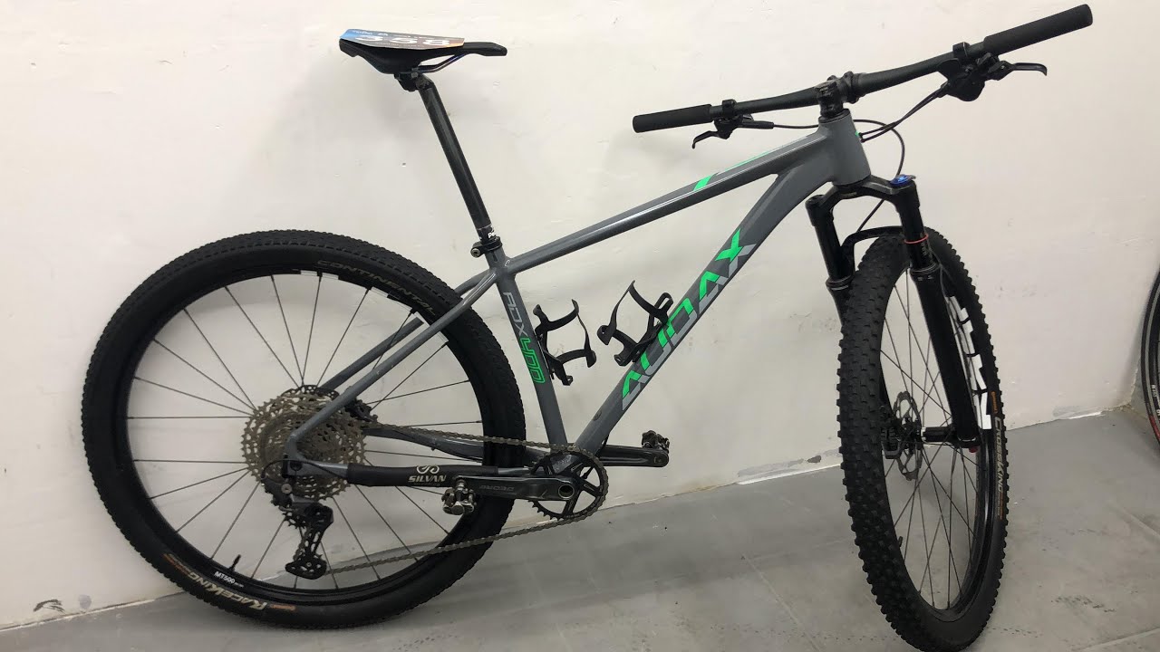 Uma Audax ADX 400 Pra revisar