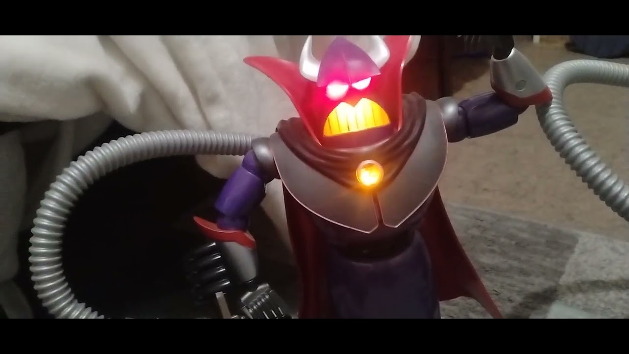  2020 Toy detector Zurg vs classic 2012 Zurg 
