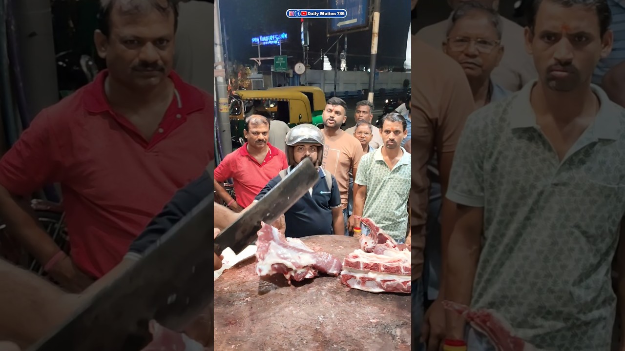 😱 Brother is providing great service here for ₹1000 // Mutton Front Leg Chaap Cutting Shop Kolkat...