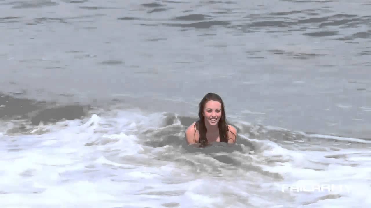 The Ultimate Girls Fail Compilation 2012