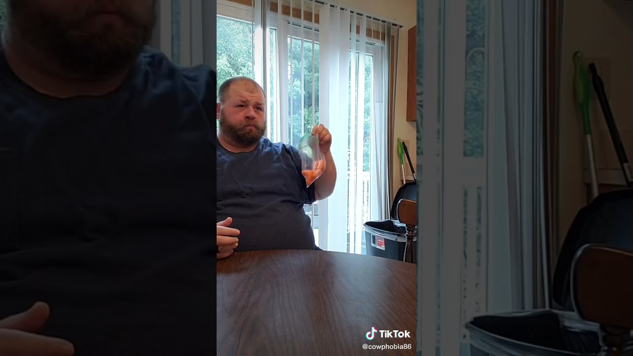 Jon Harris - #stitch with @sammy_g_33 Chicken is whats for dinner! #foodtiktok #CandyCrushAllStars