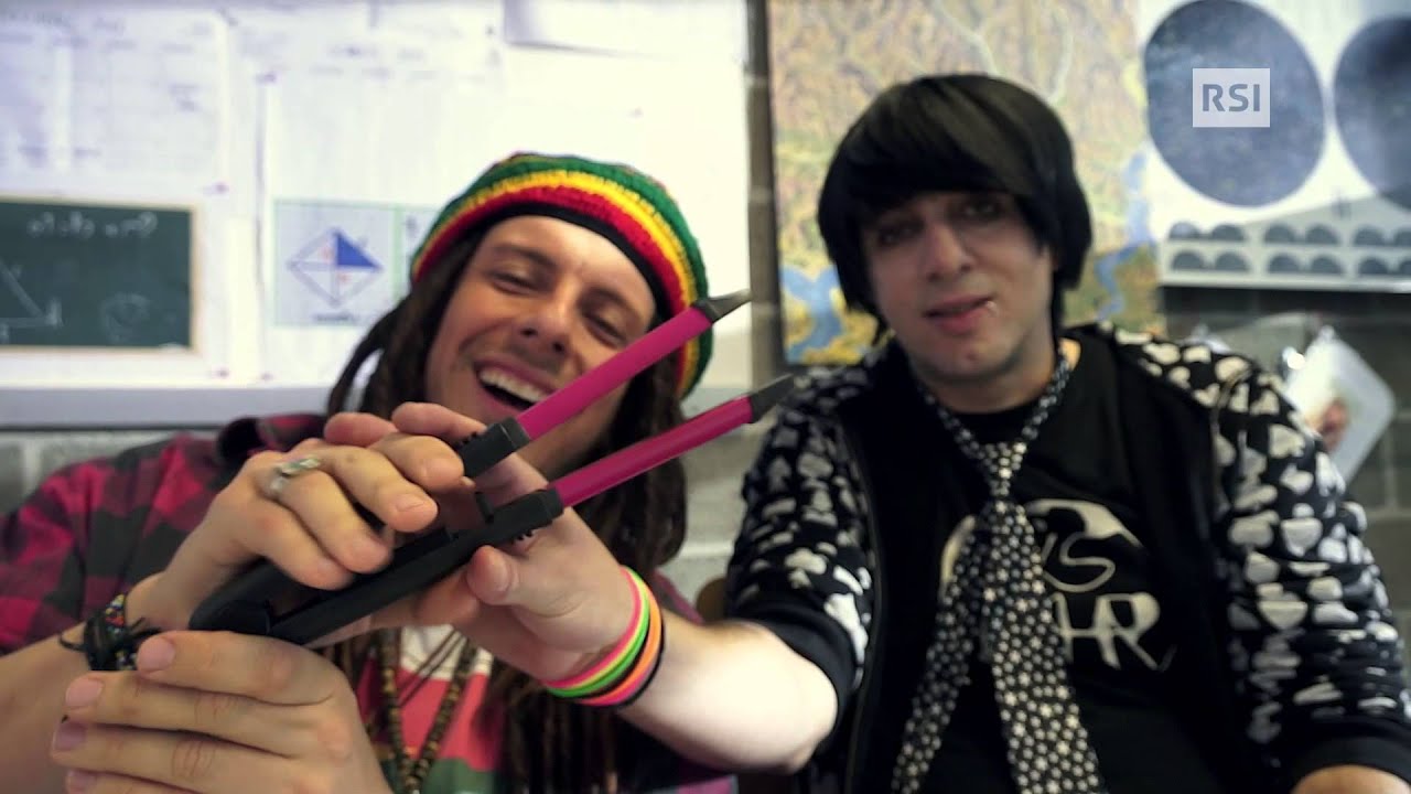 TUTTI A SCUOLA - BACKSTAGE (lungo)